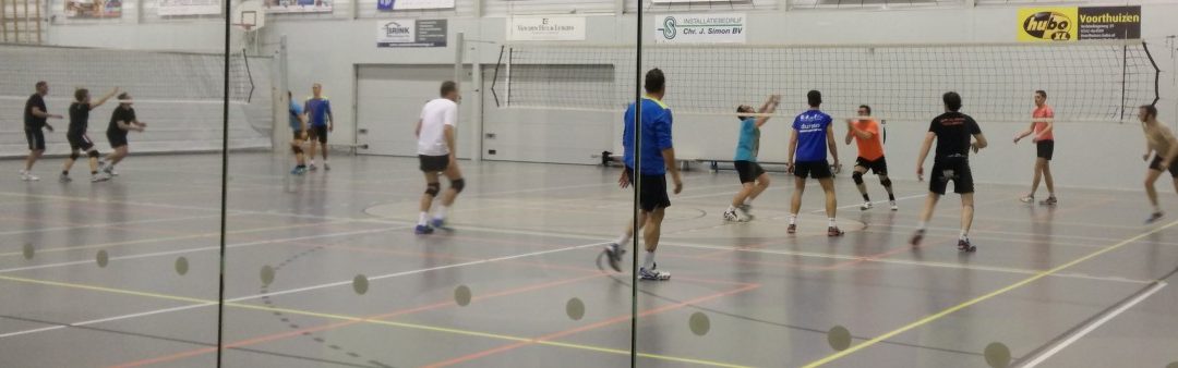 GEZELLIG SAMENSPEL BIJ VOLLEYBALVERENIGING SDS VOORTHUIZEN